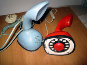 Telefono Con Disco Sotto